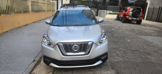 NISSAN KICKS 1.6 16V FLEXSTART SV 4P XTRONIC NISSAN KICKS 1.6 16V FLEXSTART SV 4P XTRONIC